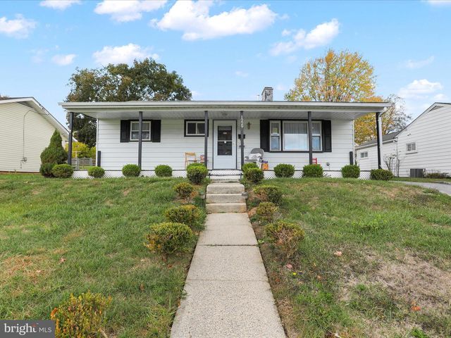 1229 WAYNE AVE, Hagerstown, MD 21742