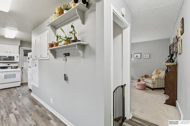 406 Robinson Avenue, Bellevue, NE 68005