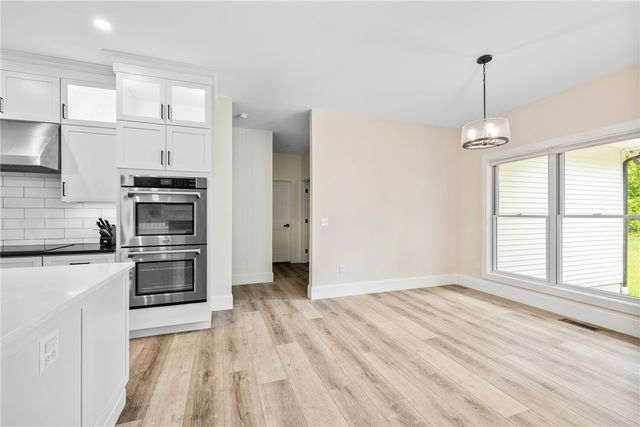 1332 South Road, South Kingstown, RI 02879