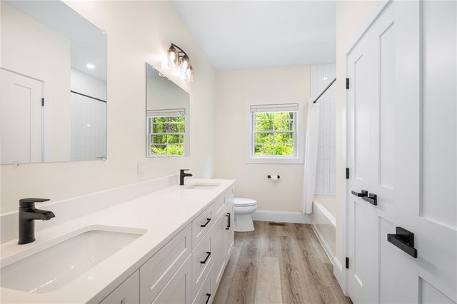 1332 South Road, South Kingstown, RI 02879