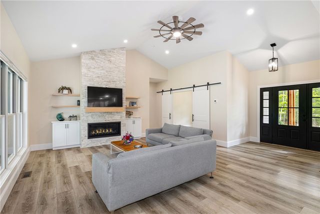 1332 South Road, South Kingstown, RI 02879
