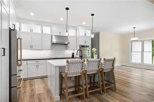 1332 South Road, South Kingstown, RI 02879