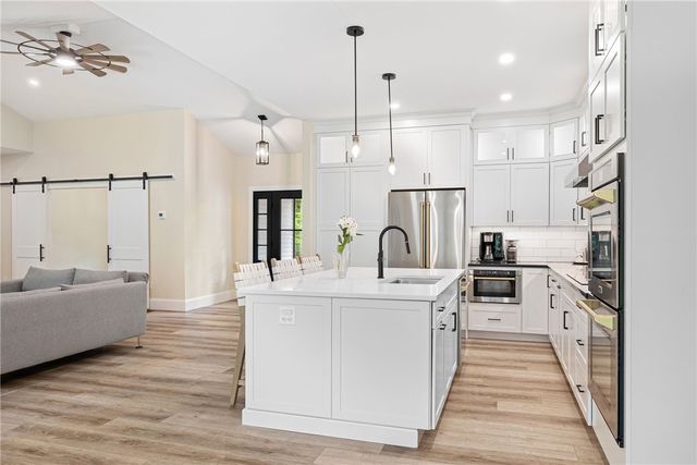 1332 South Road, South Kingstown, RI 02879