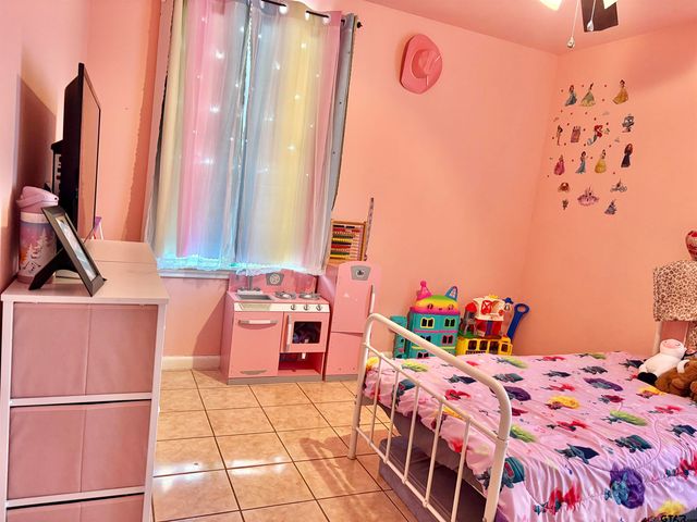 402 MILLIGAN DR, Pittsburg, TX 75686