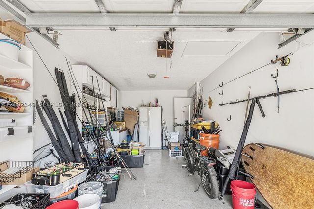 1769 NE 40th Pl 505, Pompano Beach, FL 33064