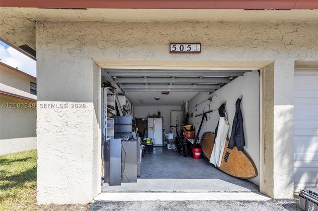 1769 NE 40th Pl 505, Pompano Beach, FL 33064