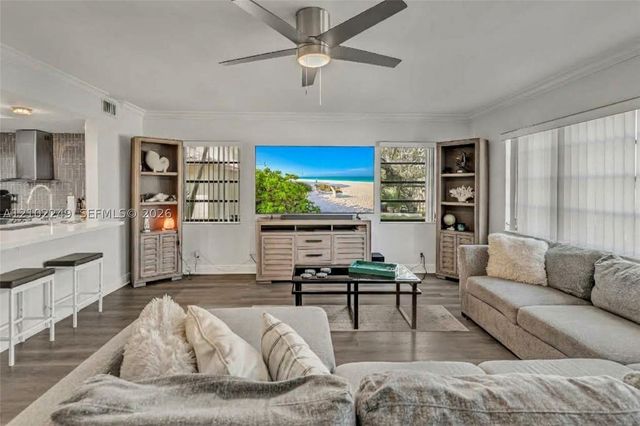 1769 NE 40th Pl 505, Pompano Beach, FL 33064