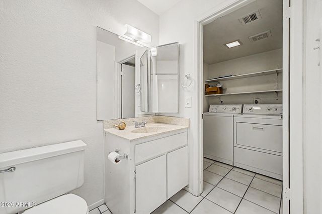 827 S HACIENDA Drive, Tempe, AZ 85281