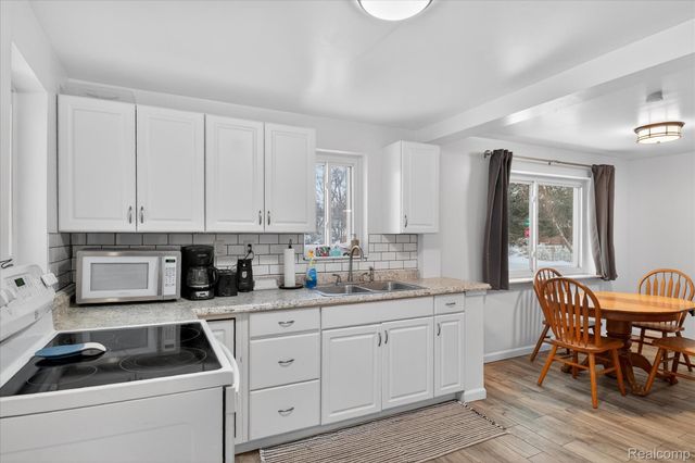 39 Pine Drive, Northfield Township, MI 48189