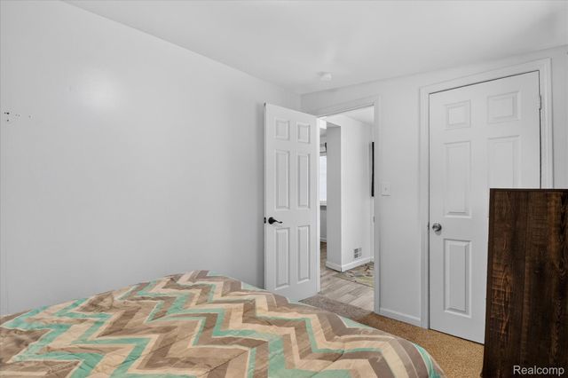 39 Pine Drive, Northfield Township, MI 48189