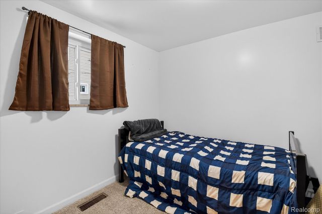 39 Pine Drive, Northfield Township, MI 48189