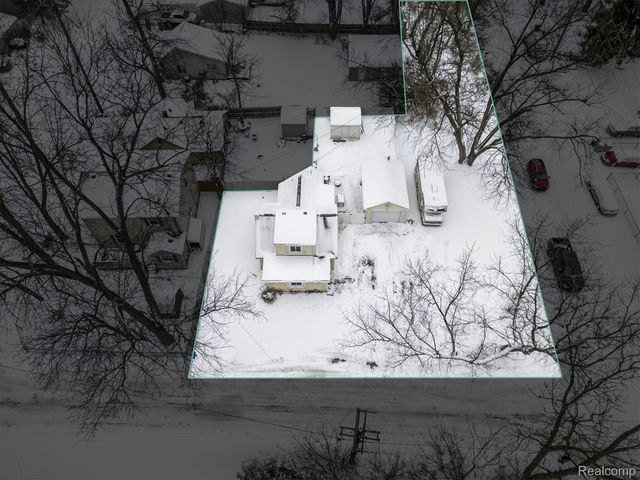 39 Pine Drive, Northfield Township, MI 48189