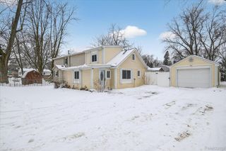 39 Pine Drive, Northfield Township, MI 48189