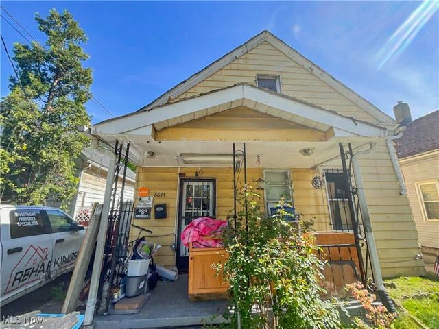 6644 Clement Avenue, Cleveland, OH 44105
