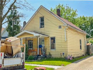 6644 Clement Avenue, Cleveland, OH 44105