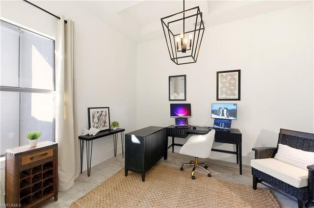 16265 Verilyn CIR, Naples, FL 34110