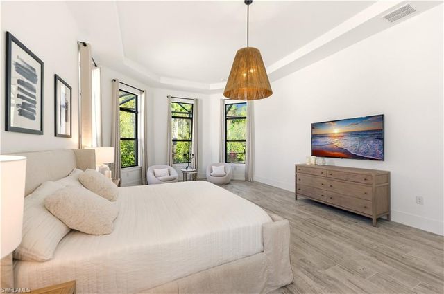 16265 Verilyn CIR, Naples, FL 34110