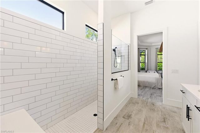 16265 Verilyn CIR, Naples, FL 34110