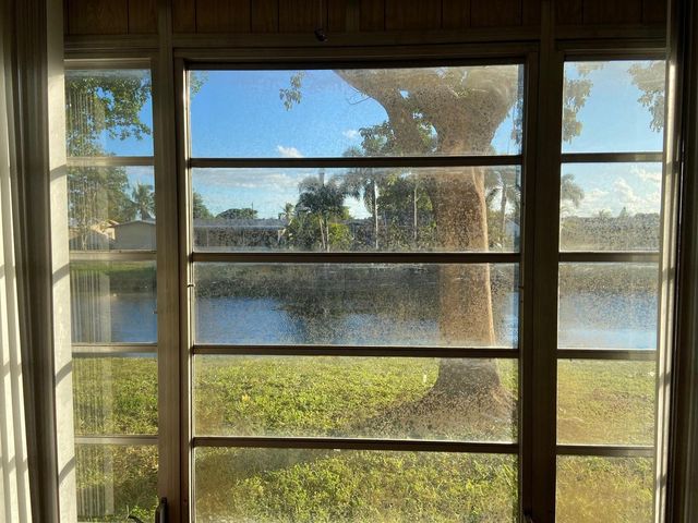 9370 Sunrise Lakes Boulevard 105, Sunrise, FL 33322
