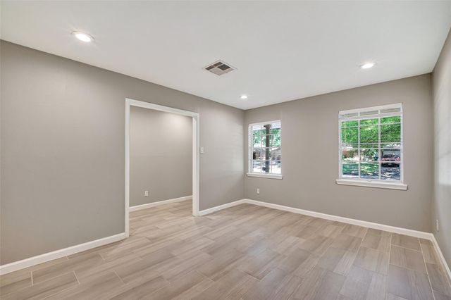 7607 Tanager Street, Houston, TX 77074
