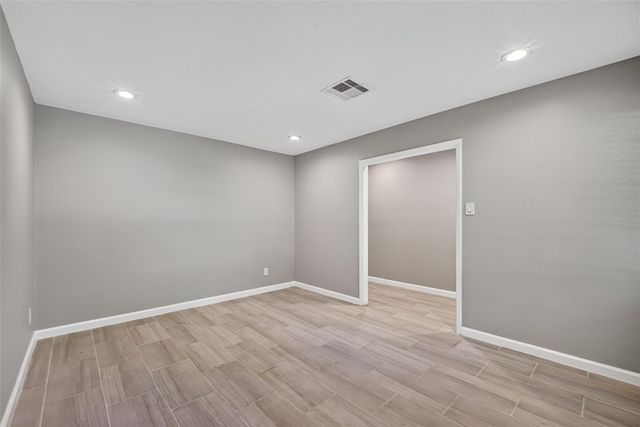 7607 Tanager Street, Houston, TX 77074