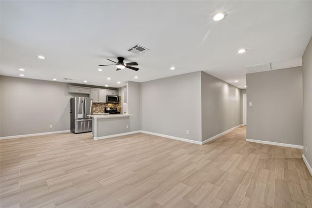 7607 Tanager Street, Houston, TX 77074