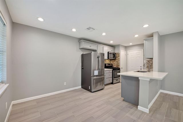 7607 Tanager Street, Houston, TX 77074