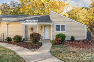 941 Sardis Cove Drive, Charlotte, NC 28270
