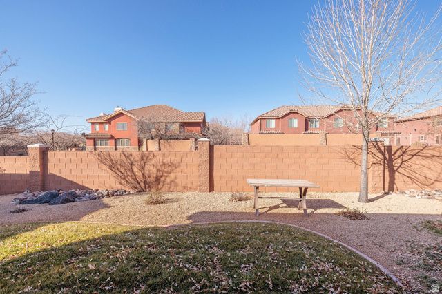 347 N PUERTA DR, Washington, UT 84780