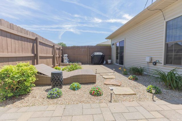 5018 Paddock Drive, Evansville, IN 47715