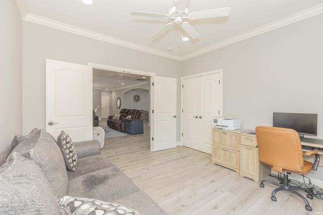 5018 Paddock Drive, Evansville, IN 47715