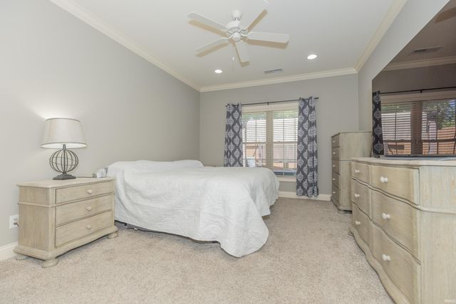 5018 Paddock Drive, Evansville, IN 47715