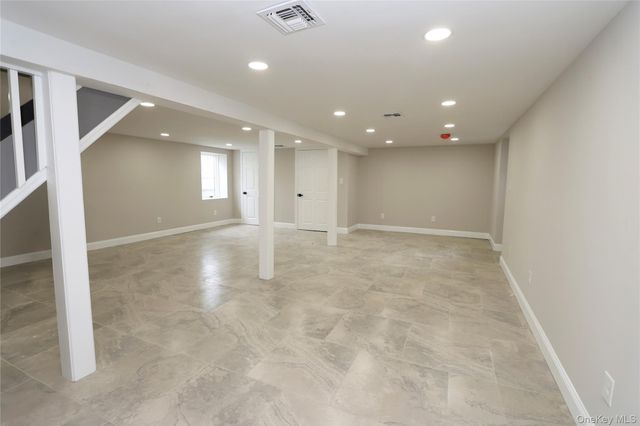 1537 Agate Street, Bay Shore, NY 11706