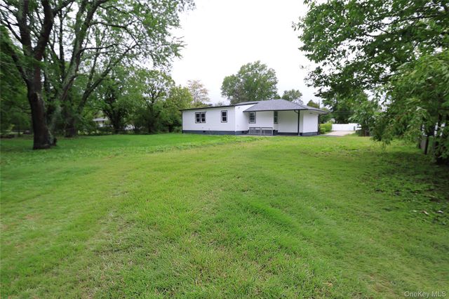 1537 Agate Street, Bay Shore, NY 11706