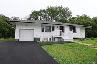 1537 Agate Street, Bay Shore, NY 11706