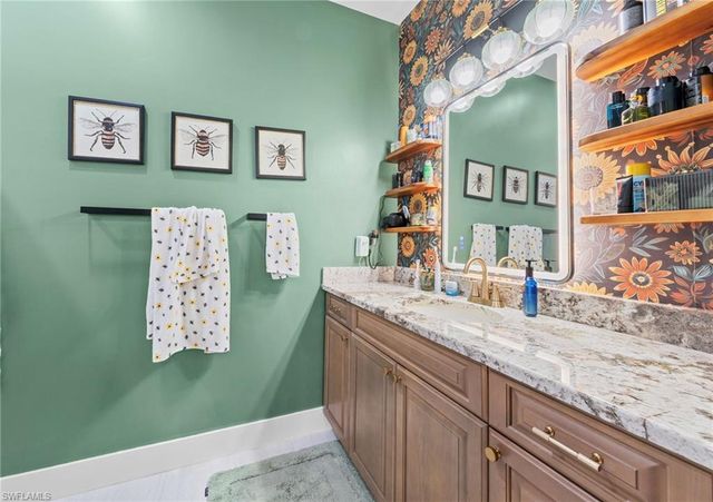 861 97th AVE N, Naples, FL 34108