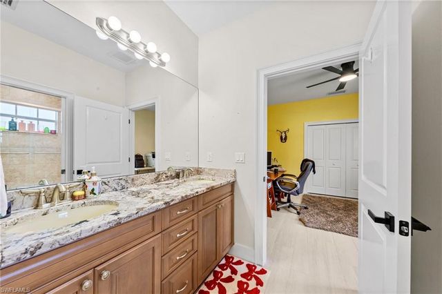 861 97th AVE N, Naples, FL 34108