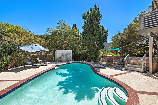 1467 Regatta Road, Laguna Beach, CA 92651