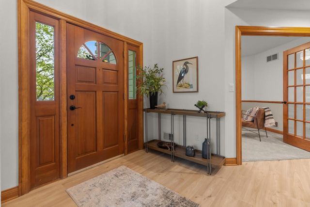 W292N3634 Stillmeadow ROAD, Pewaukee, WI 53072