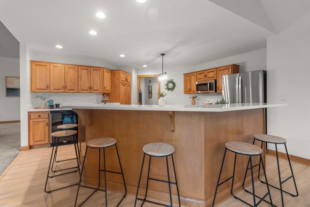 W292N3634 Stillmeadow ROAD, Pewaukee, WI 53072