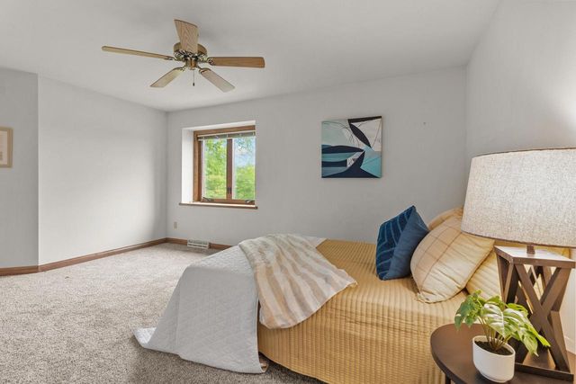 W292N3634 Stillmeadow ROAD, Pewaukee, WI 53072