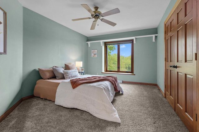 W292N3634 Stillmeadow ROAD, Pewaukee, WI 53072