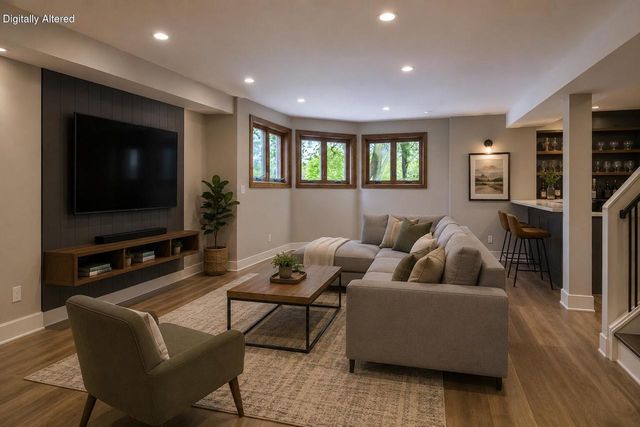 W292N3634 Stillmeadow ROAD, Pewaukee, WI 53072
