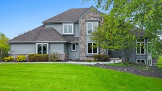 W292N3634 Stillmeadow ROAD, Pewaukee, WI 53072