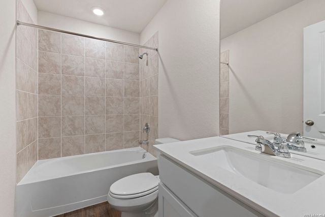 143 Pigeon Green, San Antonio, TX 78253