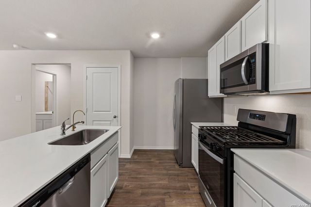 143 Pigeon Green, San Antonio, TX 78253