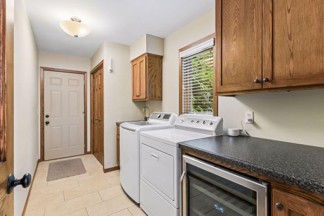 1359 Cherry Hill Road, Mendota Heights, MN 55118