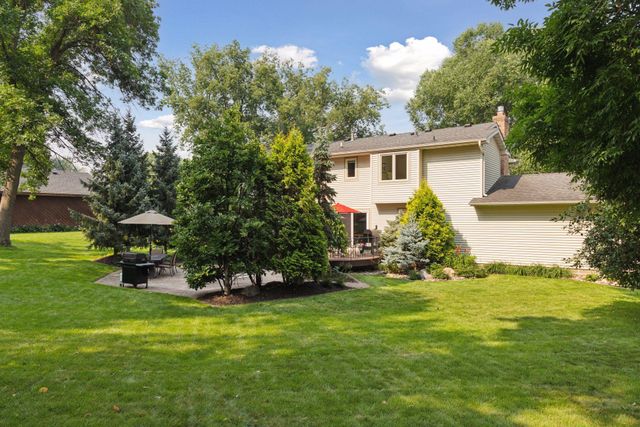 1359 Cherry Hill Road, Mendota Heights, MN 55118