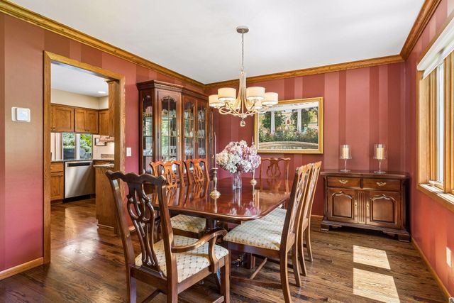 1359 Cherry Hill Road, Mendota Heights, MN 55118