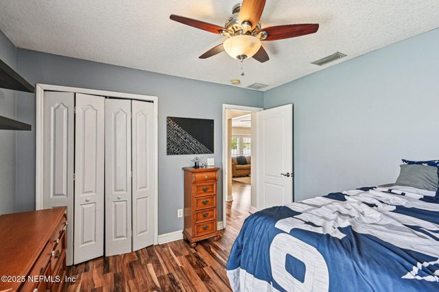 618 LOOKOUT LAKES Drive, Jacksonville, FL 32220